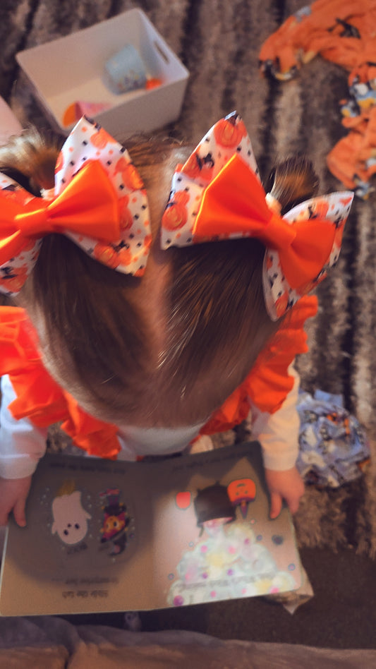 Halloween bows
