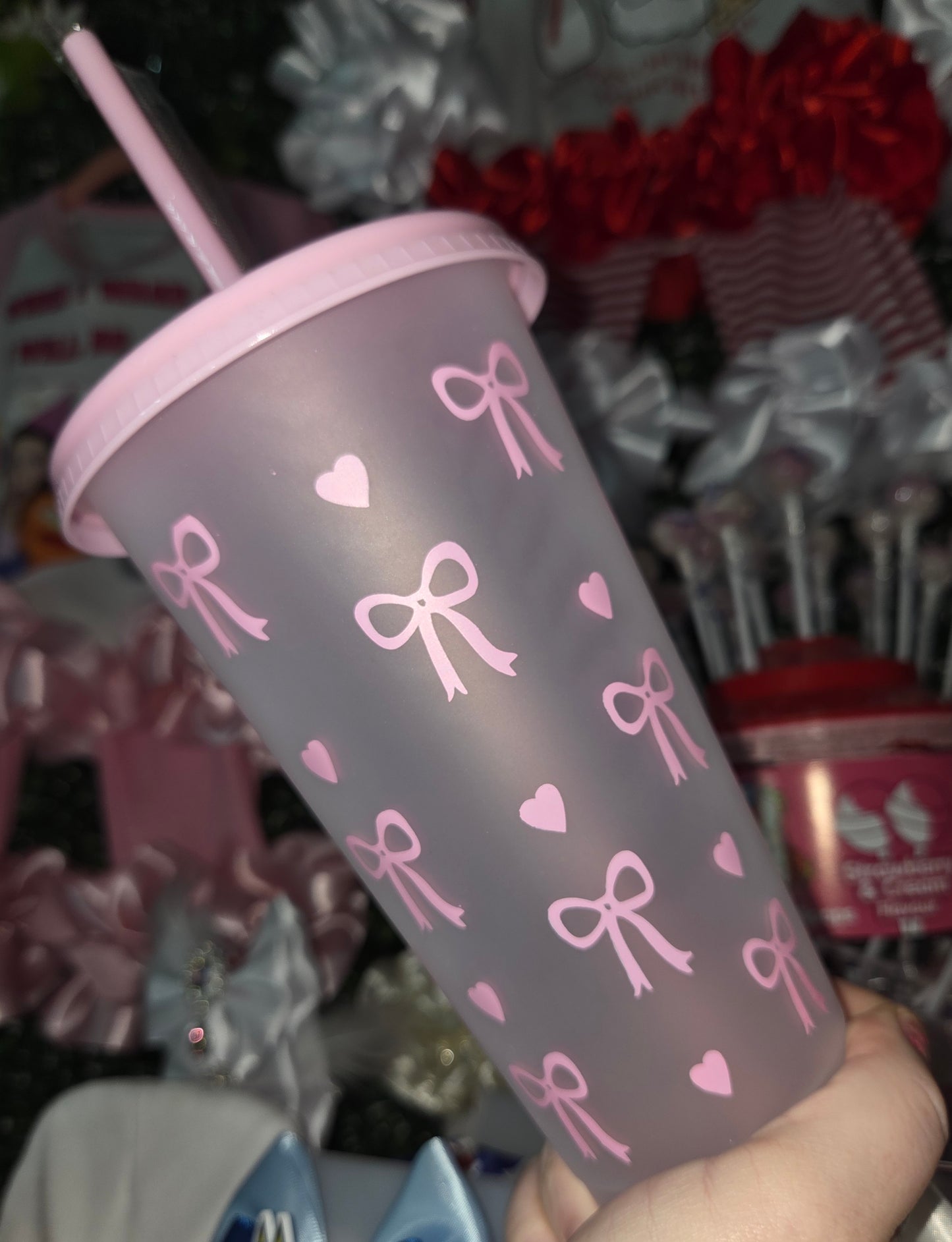 bow cold cup